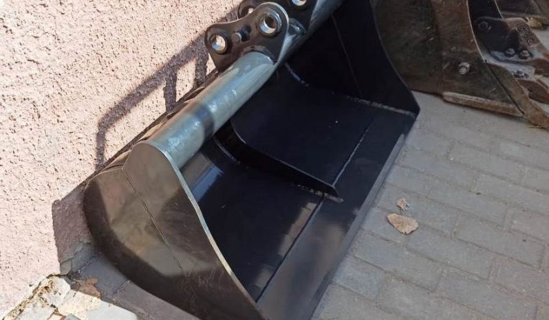 Buckets for JCB 3CX, 4CX full