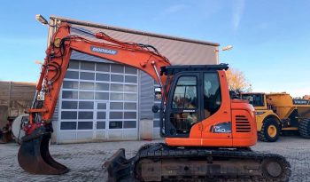 Doosan DX140 voll