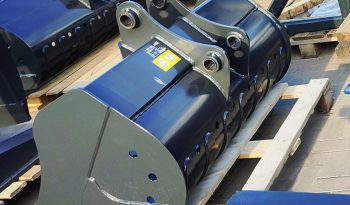 Buckets for JCB 3CX, 4CX full