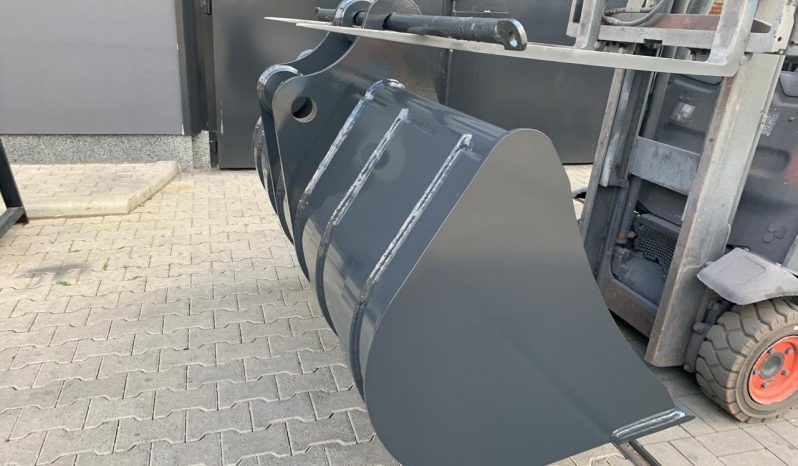 Buckets for JCB 3CX, 4CX full