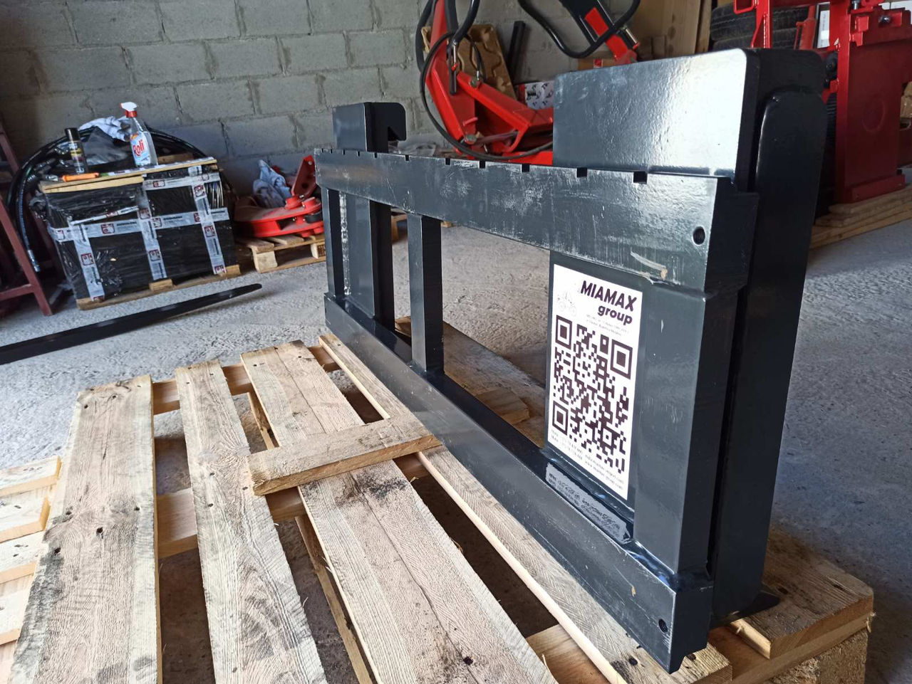 Cărucior cu furci pentru miniîncărcătoare Bobcat, Gehl, Mustang, Manitou, Case, CAT full