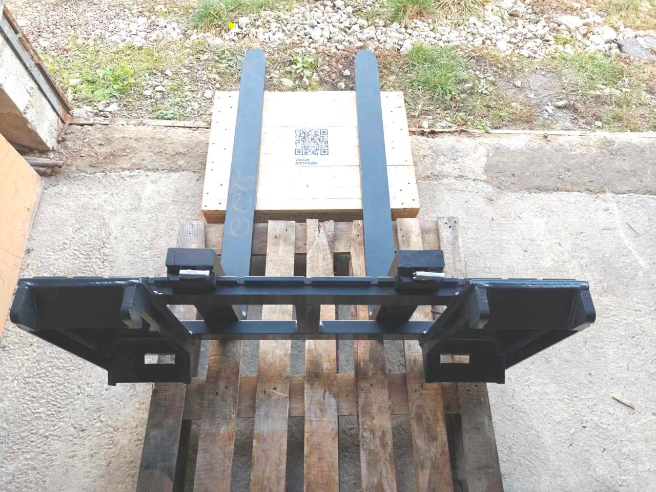 Cărucior cu furci pentru miniîncărcătoare Bobcat, Gehl, Mustang, Manitou, Case, CAT full