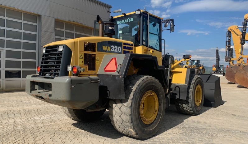 Komatsu WA320-5H full