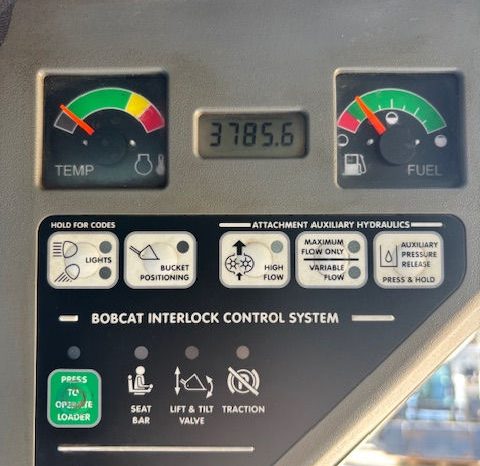 Bobcat S220 full