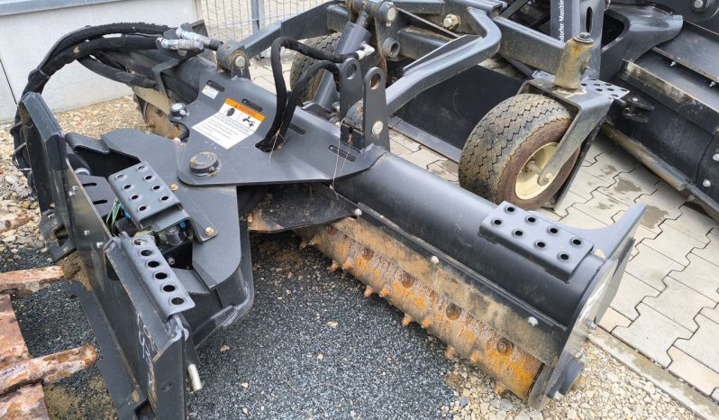 Bobcat Bodenverbesserer 72 voll