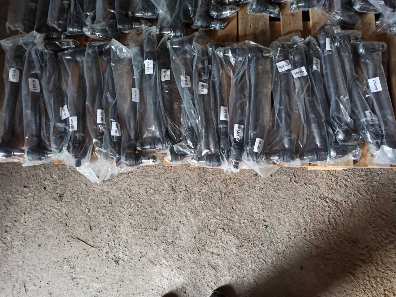 Tije de direcție pentru Merlo 046738 full