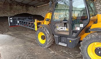 Отвал на JCB для буртования зерна с удлинителем 3 или 4 м. full