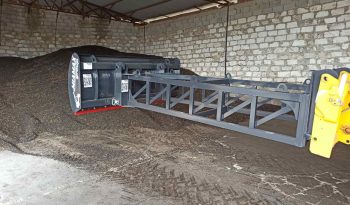 Отвал на JCB для буртования зерна с удлинителем 3 или 4 м. full