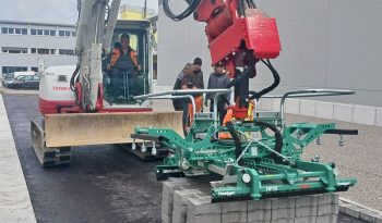 Гідравлічний захват для укладання тротуарної плитки Hunklinger HP30 full
